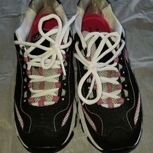 Skechers nearly new. Excellent condition...worn no more then couple of times.